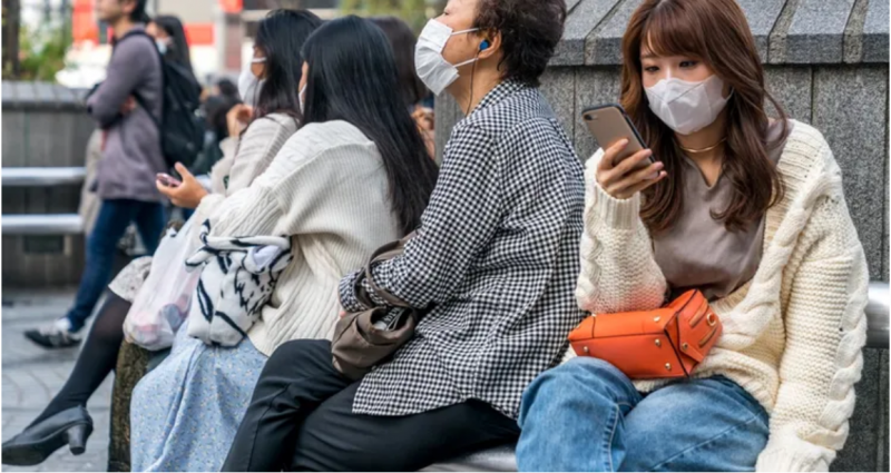 người Nhật ngày càng phụ thuộc vào khẩu trang người Nhật ngày càng phụ thuộc vào khẩu trang